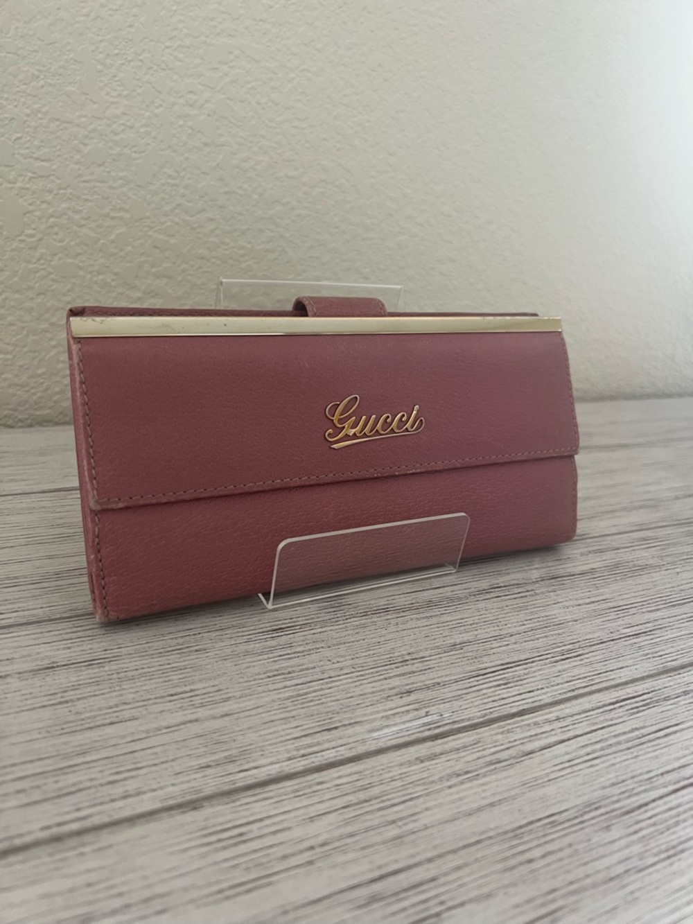 GUCCI Rose Pink Leather Continental Wallet with Gold Script Logo - Picture 10 of 11